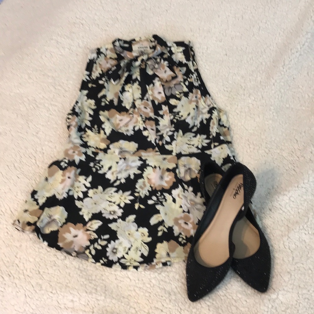 Black floral bow blouse
